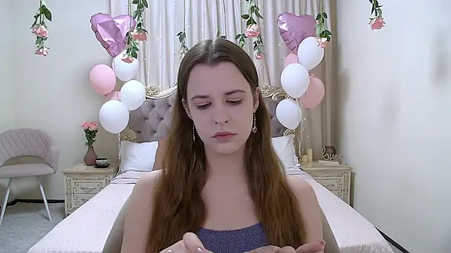 AgataAisitt online show from 10, 3, 2025