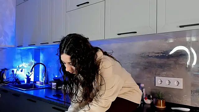 JoanBartram online show from 7, 1, 2025