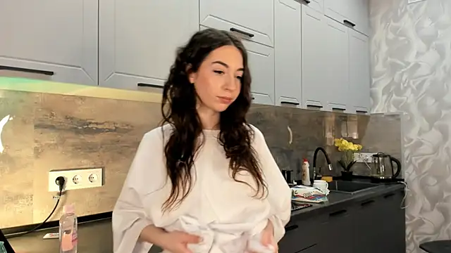 JoanBartram online show from 20, 12, 2024