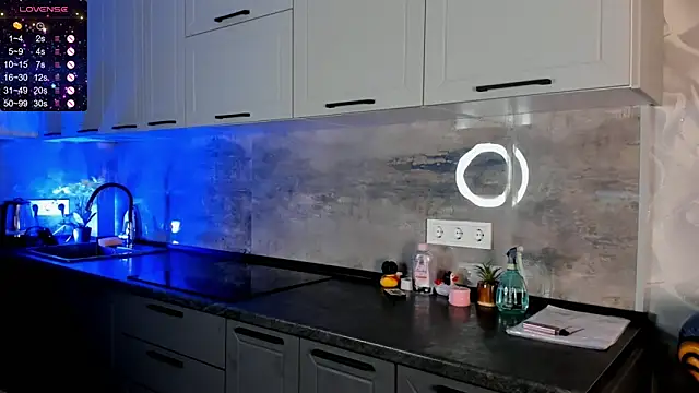 JoanBartram online show from 30, 12, 2024