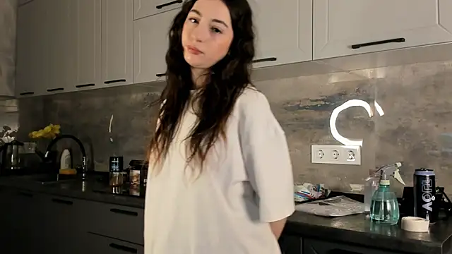 JoanBartram online show from 25, 12, 2024