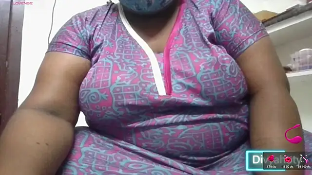 Sexy Radhikaa online show from 22, 10, 2025