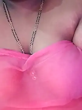 Sexy Radhikaa online show from 9, 1, 2026