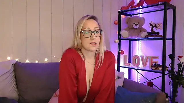 Snapshot of Lyscoquine chatting on 2, 3, 2026 Lyscoquine online show from 2, 3, 2026