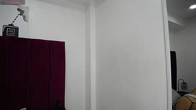 Kylee28 online show from 25, 1, 2025