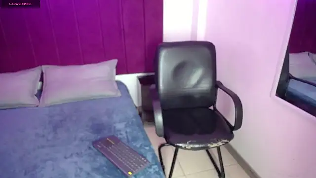 Kylee28 online show from 15, 2, 2025