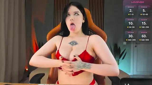 MeganFoxy11 online show from 7, 11, 2025