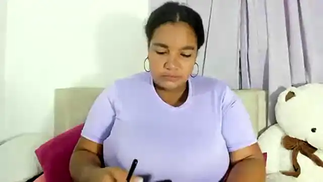 macarenaawills online show from 5, 4, 2026