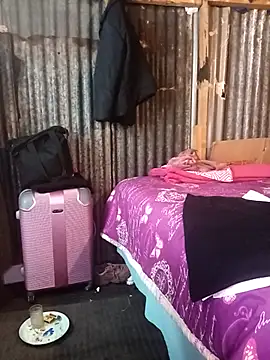 curvyloneah75 online show from 6, 10, 2025