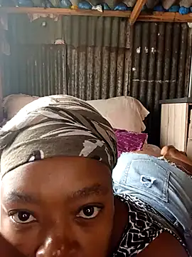 curvyloneah75 online show from 24, 3, 2026