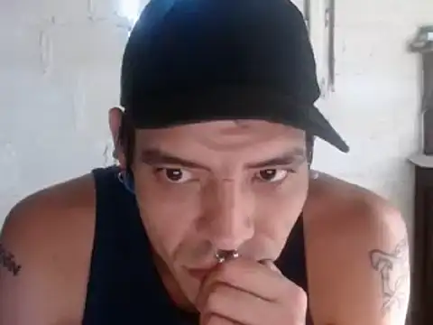 tayler punk noise online show from 6, 1, 2025