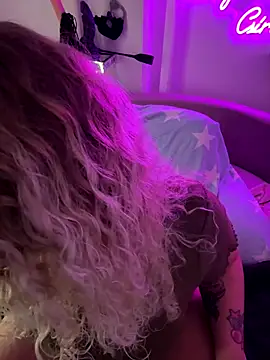 Snapshot of CurvyAnonymousGirl89 chatting on 15, 9, 2025 CurvyAnonymousGirl89 online show from 15, 9, 2025