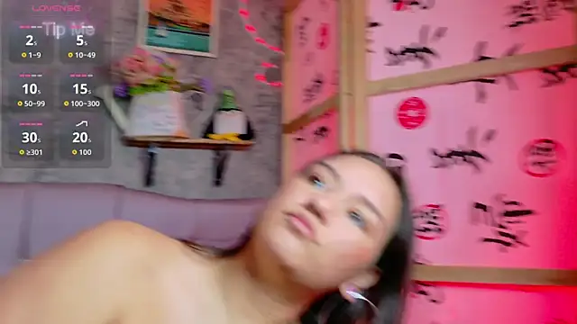 Megan sophia2 online show from 6, 10, 2025