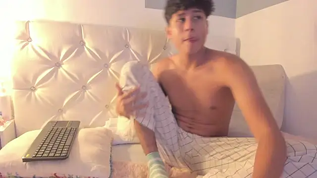 RaidenBoy1 online show from 24, 1, 2025