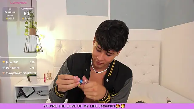 RaidenBoy1 online show from 7, 2, 2025