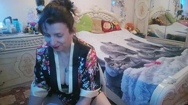 Snapshot of Debra_Phoenix chatting on 4, 7, 2026 Debra Phoenix online show from 4, 7, 2026
