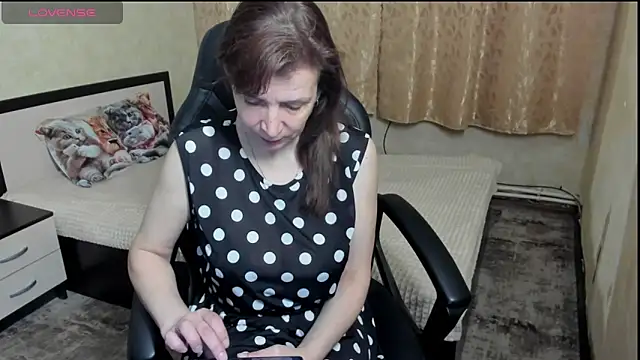 Debra Phoenix online show from 22, 5, 2026