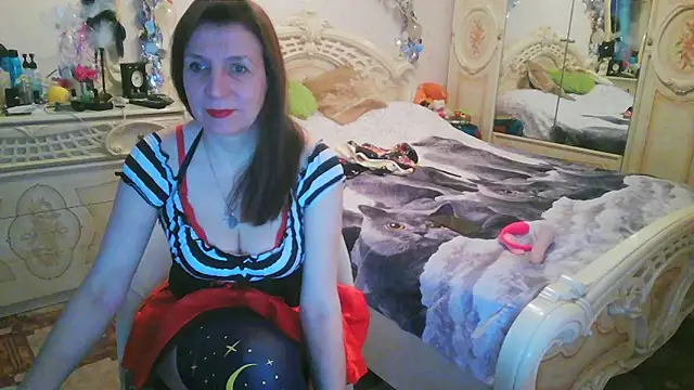 Debra Phoenix online show from 10, 4, 2026