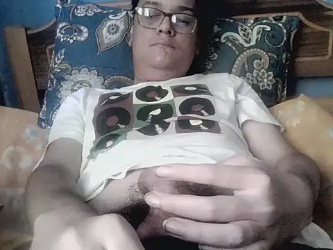 Snapshot of fandelosculos123 chatting on 7, 4, 2026 fandelosculos123 online show from 7, 4, 2026