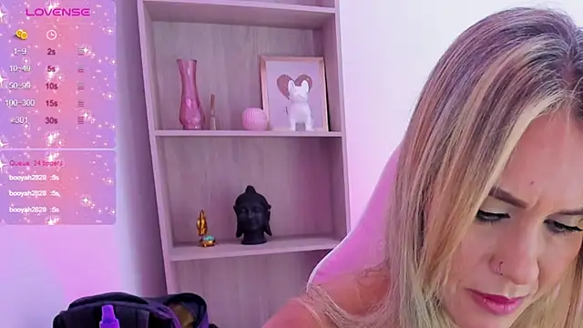 Evangeline johns online show from 13, 3, 2025