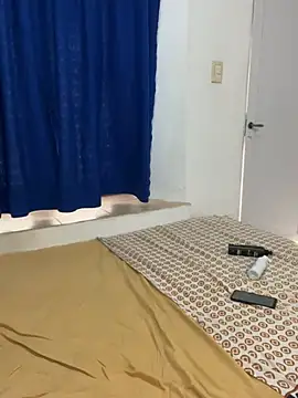 Snapshot of Chloe-antonella chatting on 7, 2, 2025 Chloe-antonella online show from 7, 2, 2025