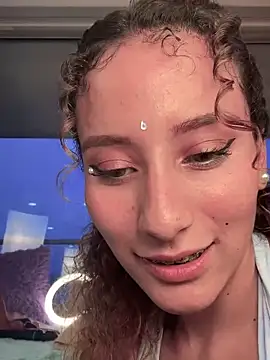 varenkaivanova 22 online show from 26, 2, 2025