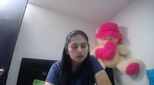 princehermosa44 online show from 18, 3, 2025