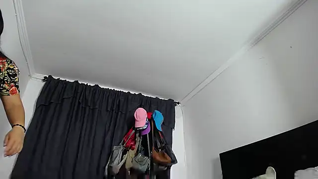 princehermosa44 online show from 11, 10, 2025