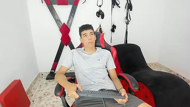 Harry LatinBoy online show from 23, 11, 2025