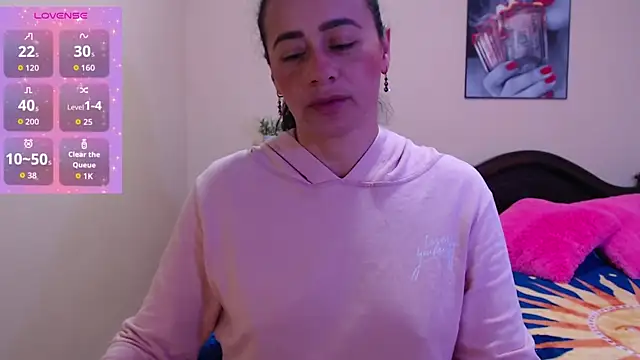 sara florez1 online show from 8, 10, 2025