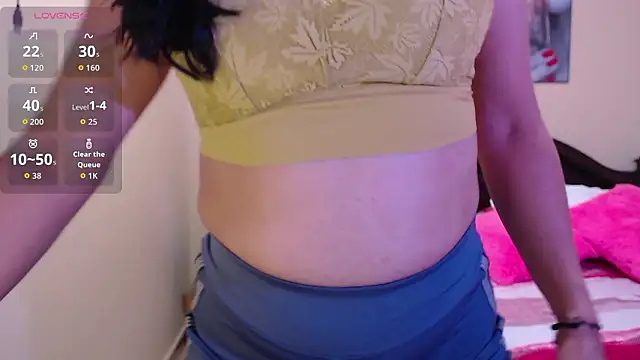 Snapshot of sara_florez1 chatting on 19, 1, 2026 sara florez1 online show from 19, 1, 2026