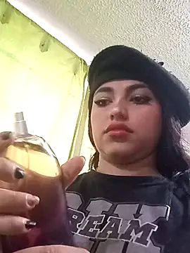 Snapshot of Naomy_veracruz_ chatting on 16, 11, 2025 Naomy veracruz online show from 16, 11, 2025