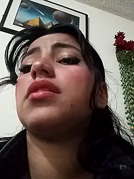 Snapshot of Naomy_veracruz_ chatting on 15, 11, 2025 Naomy veracruz online show from 15, 11, 2025