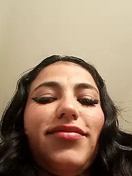 Snapshot of Naomy_veracruz_ chatting on 18, 11, 2025 Naomy veracruz online show from 18, 11, 2025