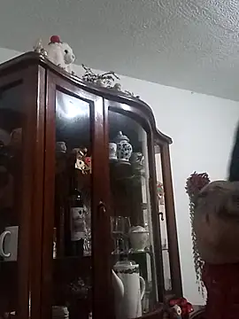 Naomy veracruz  online show from 16, 5, 2026