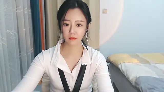 zoe-keke online show from 23, 12, 2024