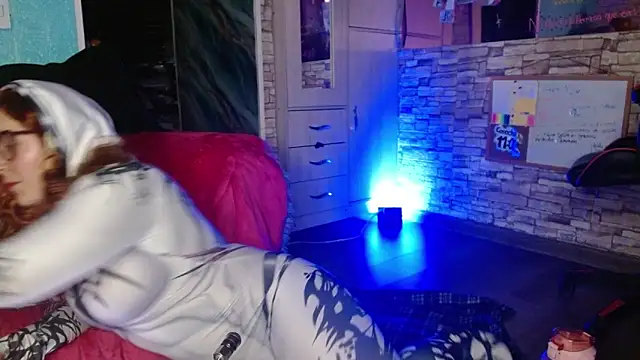 Meg4n 420 online show from 15, 11, 2025