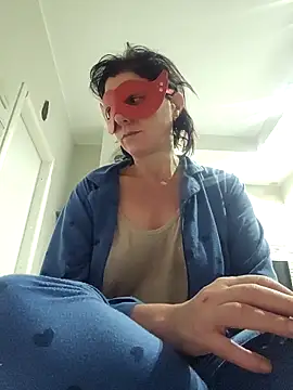 Vagabondainnamorata online show from 2, 12, 2025