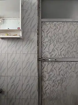 surabhi09 online show from 18, 12, 2025