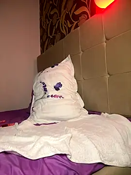 BellaaNoir online show from 18, 9, 2025