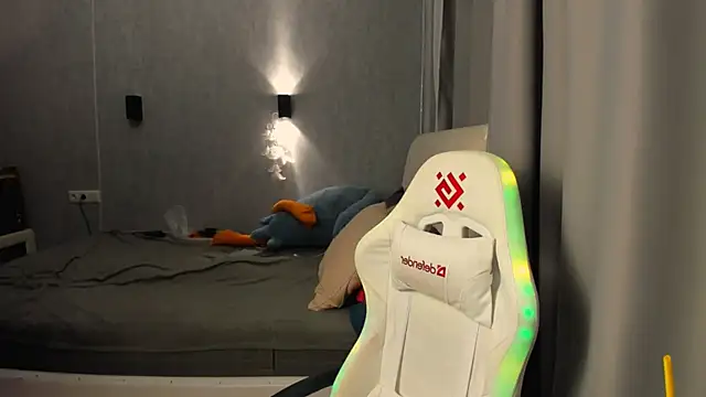 Kleo Godde online show from 30, 9, 2025