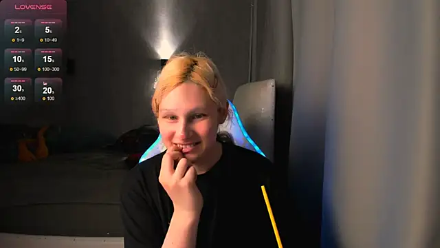 Kleo Godde online show from 25, 10, 2025