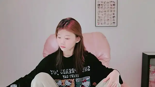 yangyang-1115 online show from 4, 7, 2026