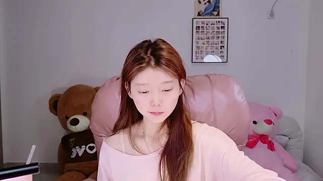 yangyang-1115 online show from 15, 4, 2026