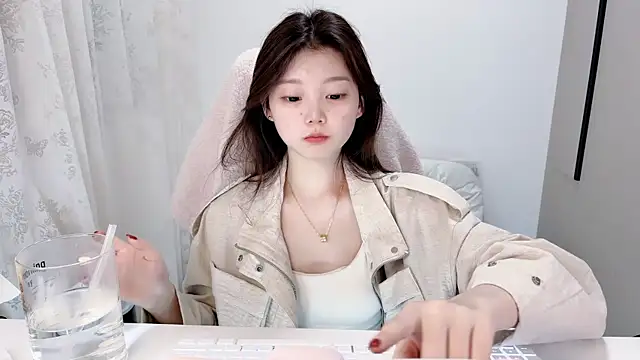 yangyang-1115 online show from 12, 11, 2025