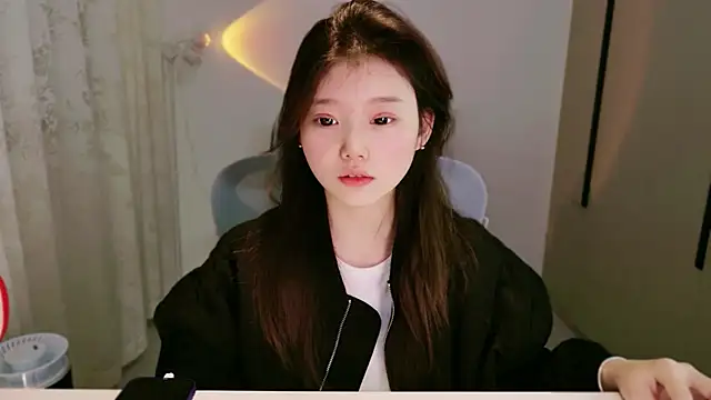 yangyang-1115 online show from 5, 12, 2025