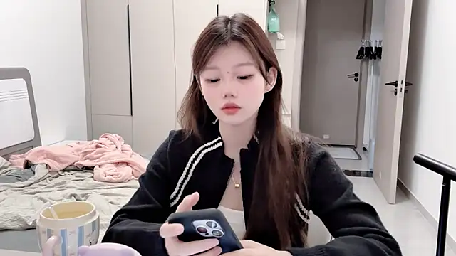 yangyang-1115 online show from 18, 9, 2025