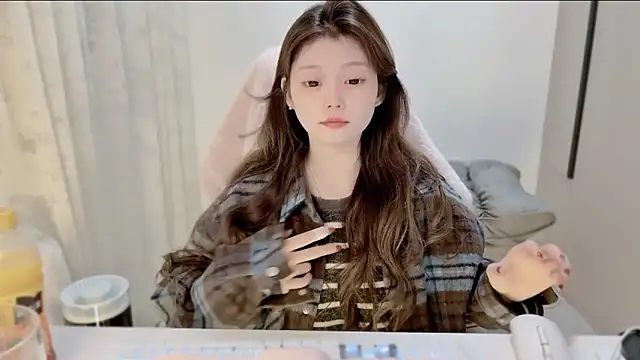 yangyang-1115 online show from 15, 11, 2025