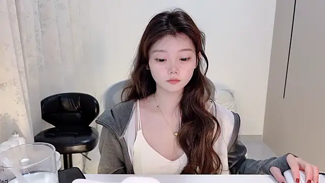 yangyang-1115 online show from 9, 11, 2025