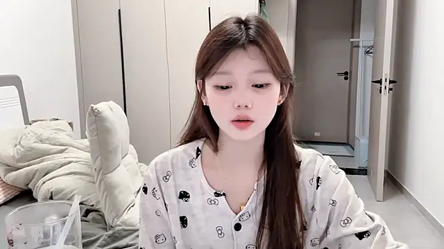 yangyang-1115 online show from 1, 10, 2025